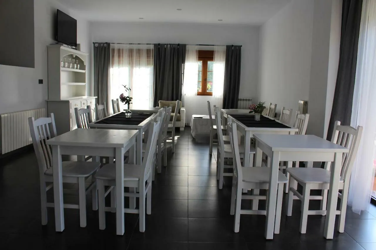 לינה וארוחת בוקר סולארס Hosteria La Moraleja